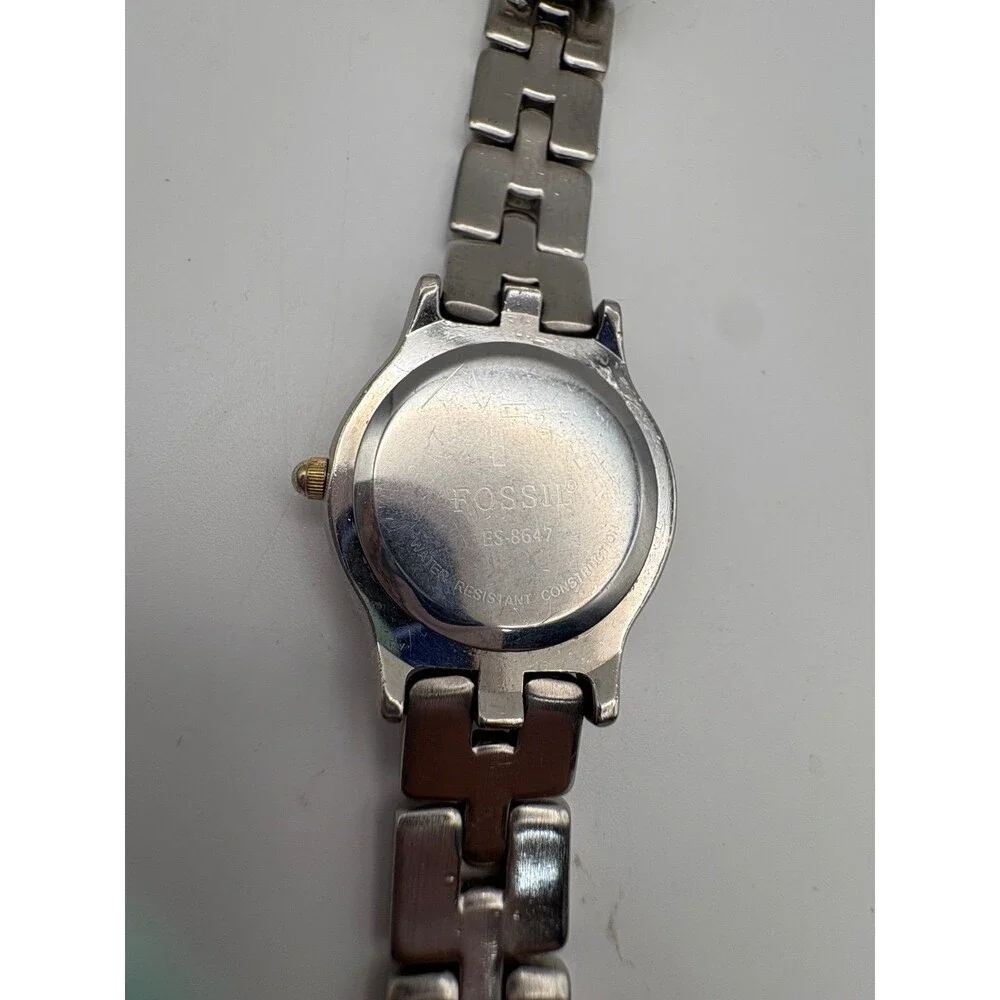 Fossil vintage women